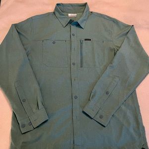 Columbia Button Up Field Shirt